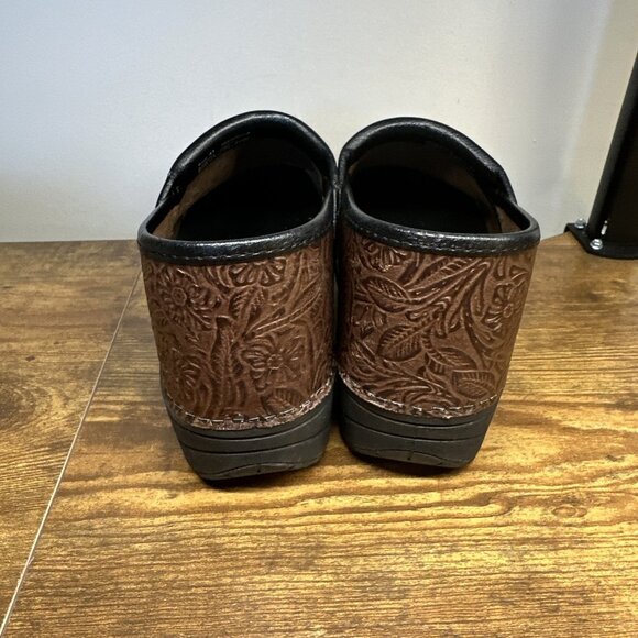 Dansko Shoes Womens 10 EU41 XP 2.0 Brown Floral Tooled Leather Clogs Mules - Picture 7 of 10